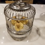 YUM CHA - 鴿呑鳳梨