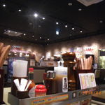 いきなりステーキ - 良い雰囲気の店内