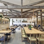 72°ジューサリー + カフェ バイ デイヴィッドマイヤーズ