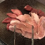 本格炭火網焼き　焼肉レストラン大日亭 - 