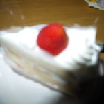 タカラブネ - 苺のシュートケーキ