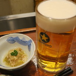 やきとり山平 - 生ビールにお通し