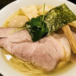 麵処みどり - 塩海老ワンタンメン(大盛)+チャーシュー＋味玉【料理】 