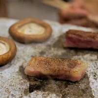 横浜 瀬里奈 浪漫茶屋 - 石焼ステーキ