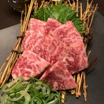 Tanshabu Nabe To Yakiniku No Mise Koizumi - 幻の伊賀牛のイチボ