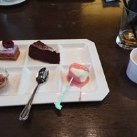 リュクス ダイニング ハプナ - 