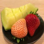 うを徳 - 静岡メロン＆徳島桃苺＆茨城