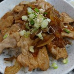 Nakamuraya - 豚丼のアップ