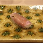 うを徳 - メジマグロ 藁焼き（握り）（握り）
