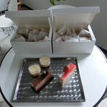 パティスリー アールブリュット - シュークリーム＆ケーキ