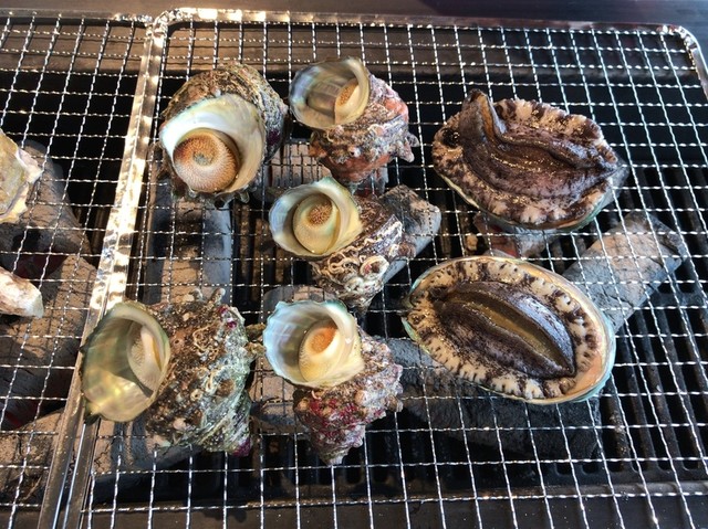 山口帰省旅 Vol 10 道の駅内のbbqハウスで アワビ サザエ 牡蠣を搔っ食らう By Kinako Anko グリルハウス 仙崎 バーベキュー 食べログ
