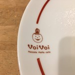 パンケーキママカフェ VoiVoi - かわいいロゴ