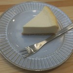 メイサンコーヒー - ベイクドチーズケーキ。