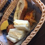 マロンド - チーズとベーコンのフロマージュが美味しい♪
            ケーキドーナツはあんドーナツ（＾∇＾）