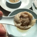龍心悦 - 