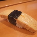 小判寿司 - だし巻き風の玉