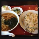 翠葉  - 炒飯＆半ラーメン 600円