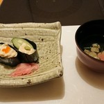 豆腐と湯葉・土佐文化の店 大名 - 御飯・御吸物 トロ湯葉軍艦巻きと湯葉のお吸い物