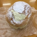 焼き立てパン じゅん - シューパン