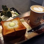 ディゾン 神保町 - 