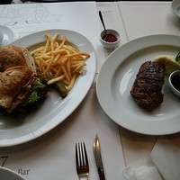 37 Steakhouse & Bar - 