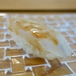 群来膳 - ［2018/01］寿司① ひらめ昆布締めの握り