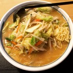 ドライブイン幸華 - ミソバターラーメン。680円
      