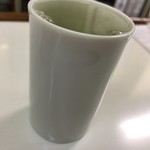 酒のデパート ヒトモト 立ち呑みカウンター - 鶴齢 越淡麗