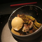 エクアトゥール - 30年2月　ピスタチオアイス　バナナ