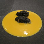 モンプチコションローズ - 30年2月　南瓜スープ　白子の烏賊墨衣