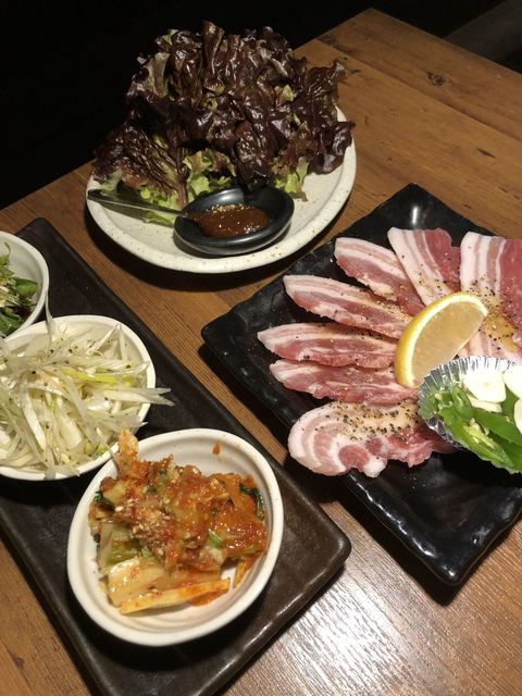焼肉 まる源ホルモン Marugen 新栄町 焼肉 食べログ
