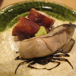 うを徳 - 釧路の牡蠣、青森の子持ち烏賊の煮物