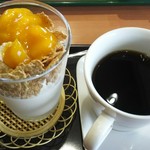 モスバーガー - 私はマンゴー と コーヒー