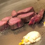 シロオビ - フィレ肉の鉄板焼き