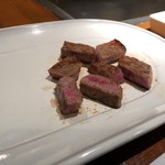 シロオビ - ロース肉の鉄板焼き