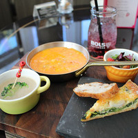 Lounge & Dining G - 