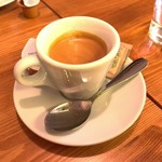 トラットリア クアトロ ラガッツィ - 