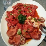 焼肉ハウス 亀 - 