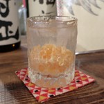 灯 - みかんの薬膳酒ソーダ割り