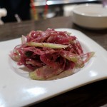 トリワイン ＰＩＫＯＳＨＨＨＵ - サワークラフトとセロリのサラダ