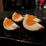 DEN - 卵の製燻製