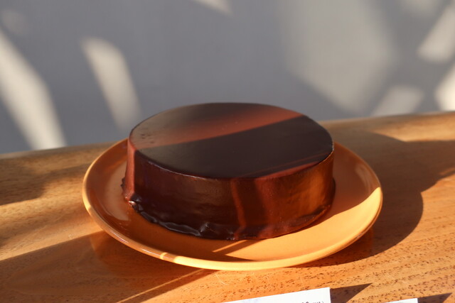 フレーバーズ チョコレートケーキ 人生最高額のケーキセット』by KEN21 : ハウス オブ フレーバー