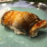 第三春美鮨 - 煮穴子　100-150g　活〆　筒漁　韓国釜山
