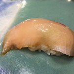 第三春美鮨 - シマアジ　2.5kg　浜〆　定置網　三重県南島