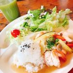 Aloha Kitchen Makale'a - レモンペッパーシュリンプAセット＋キウイフルーツジュース（ホット）