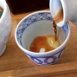 まん作 - ツユの色はこんな感じ♬美味しいよ(^^)