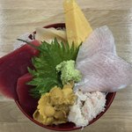 海鮮丼屋 小熊商店 - 