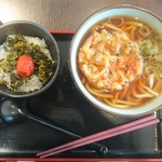 大積パーキングエリア（下り線）フードコート - かき揚げうどん・高菜飯し