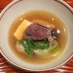 銀座 しのはら - [鴨鍋]
      真鴨、粟麩、豆腐、ねぎ、鶉つくね