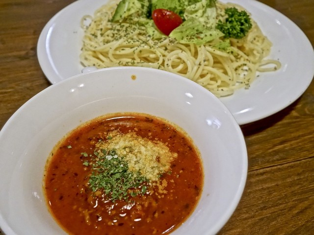 旅カフェ ライスフィールド（旅CAFE RICE FIELD） - 西若松（カフェ）の写真